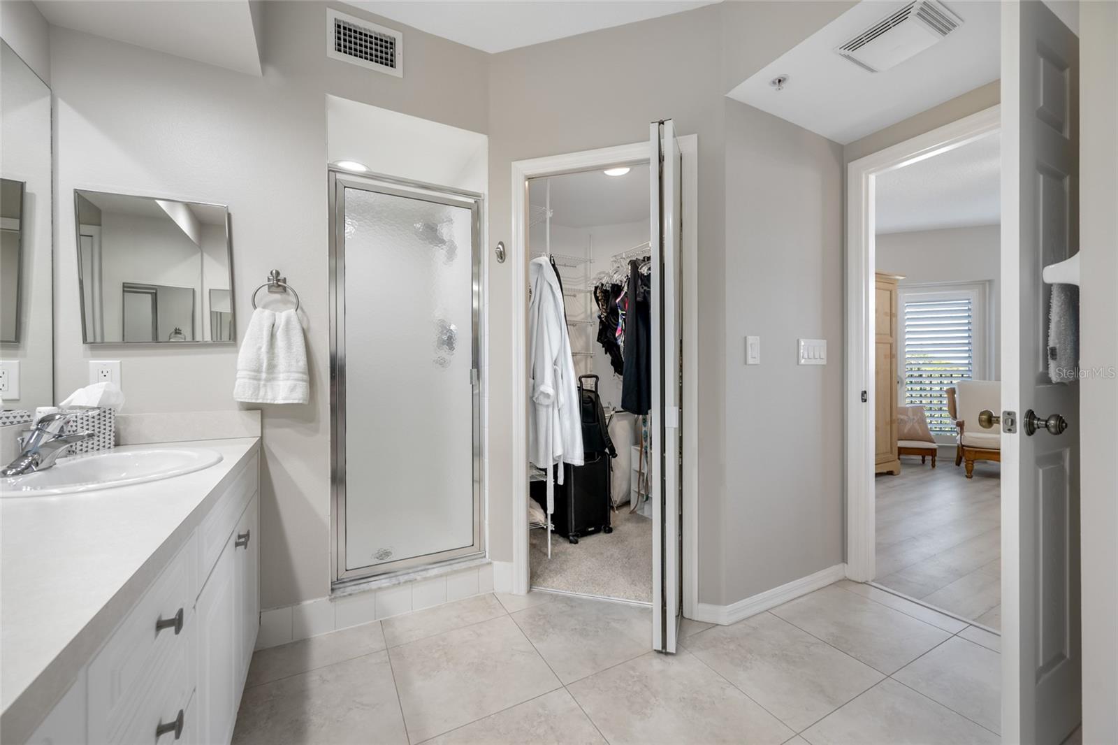 GOLF LAKE CONDO V AT EAST BAY - Residential