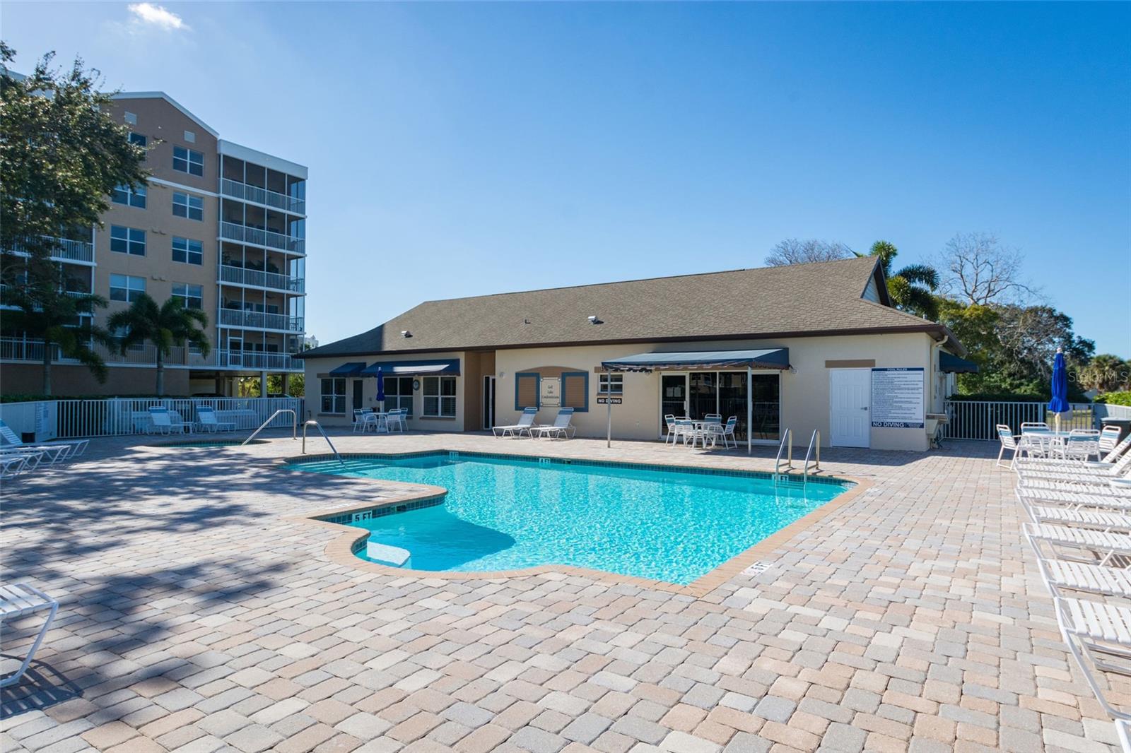 GOLF LAKE CONDO V AT EAST BAY - Residential