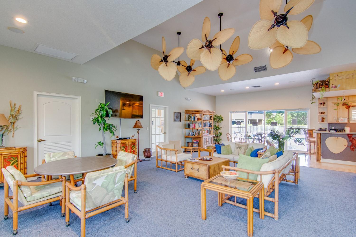 GOLF LAKE CONDO V AT EAST BAY - Residential