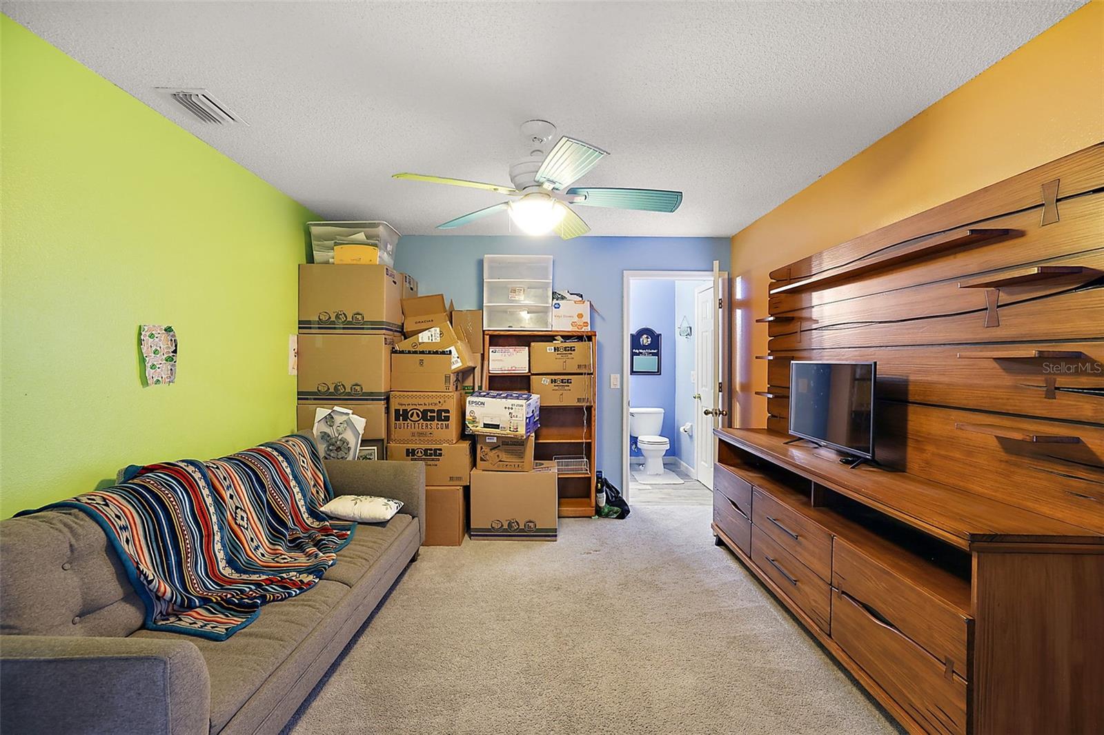 GROVELAND HIDDEN LAKES ESTATES PH 03 - Residential