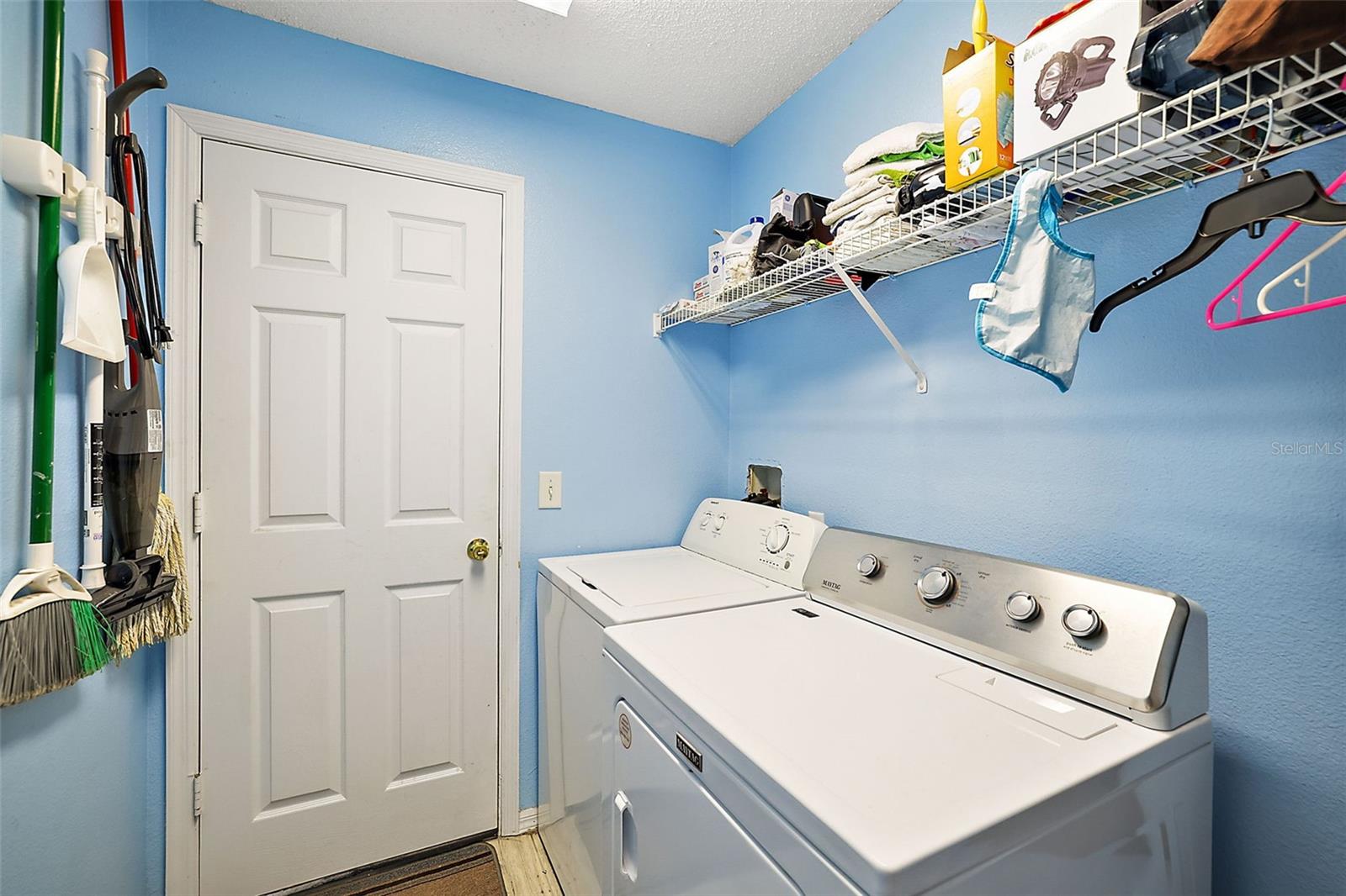 GROVELAND HIDDEN LAKES ESTATES PH 03 - Residential