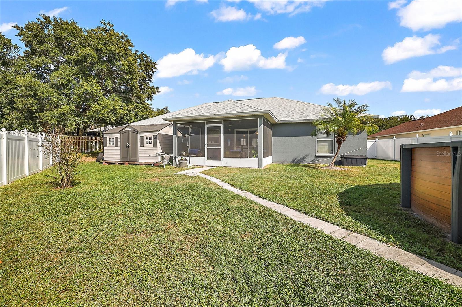 GROVELAND HIDDEN LAKES ESTATES PH 03 - Residential