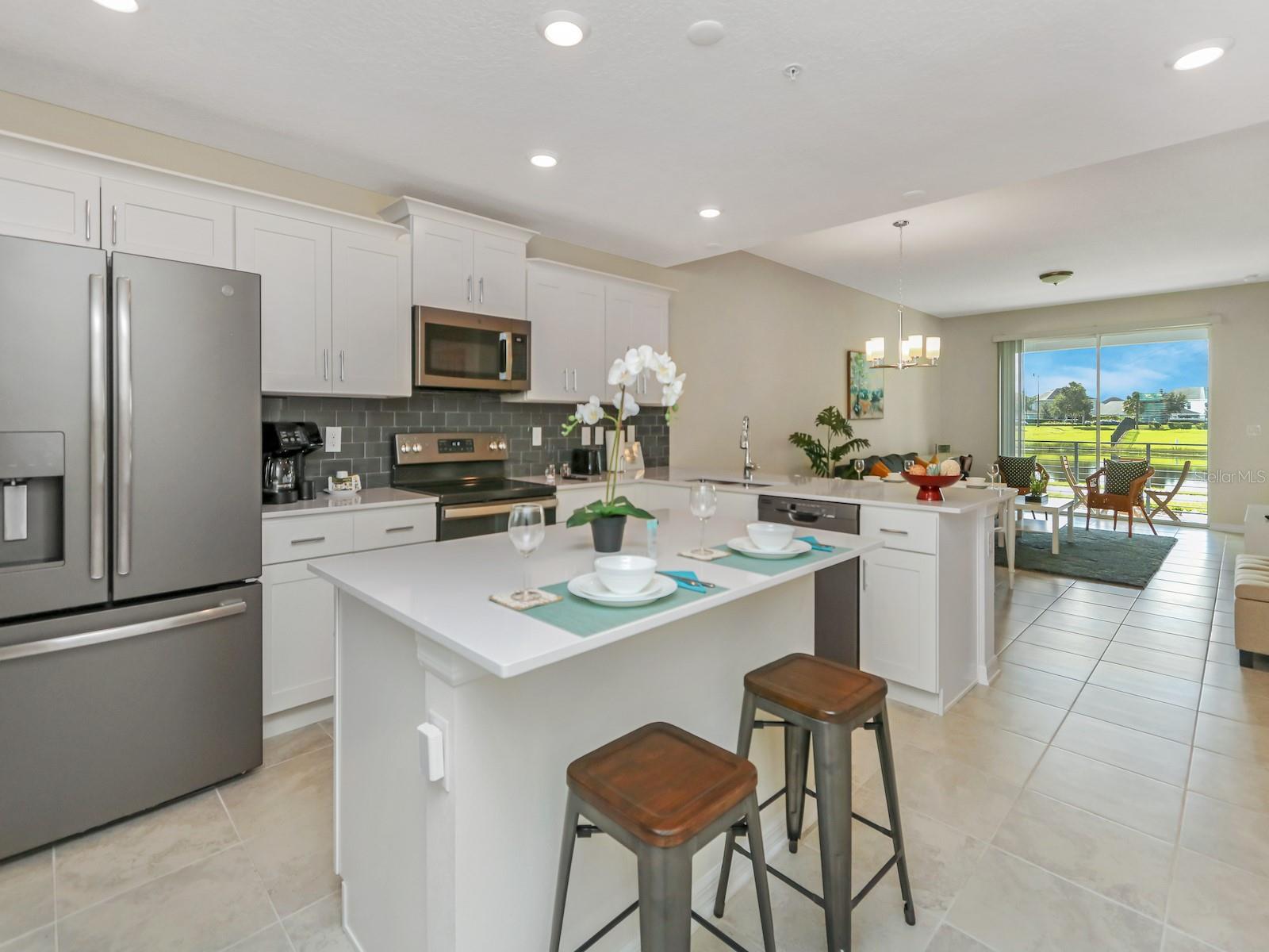 THE TERRACES AT STOREY LAKE CONDO 3 PH 9 - Residential