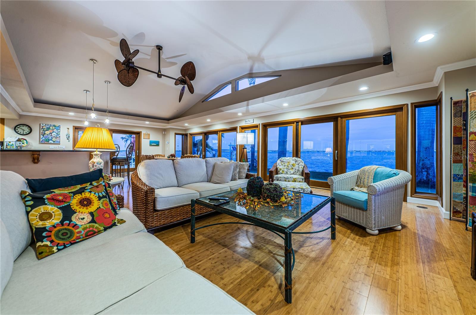 BELLE VISTA POINT 2ND ADD - Residential