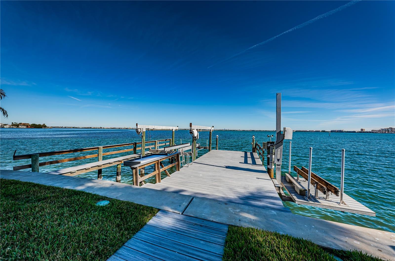 BELLE VISTA POINT 2ND ADD - Residential