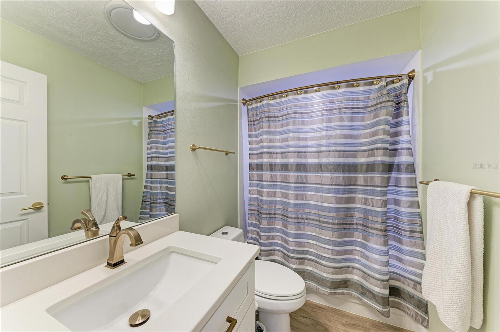 PINE TRACE - Residential