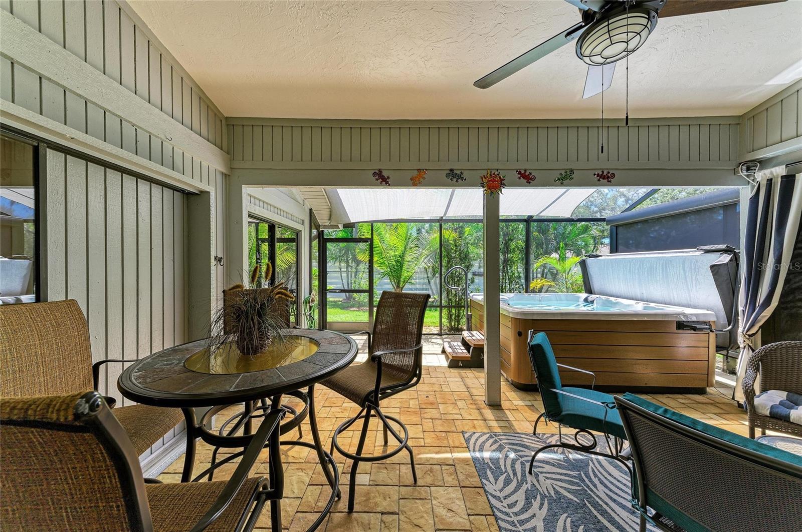 PINE TRACE - Residential