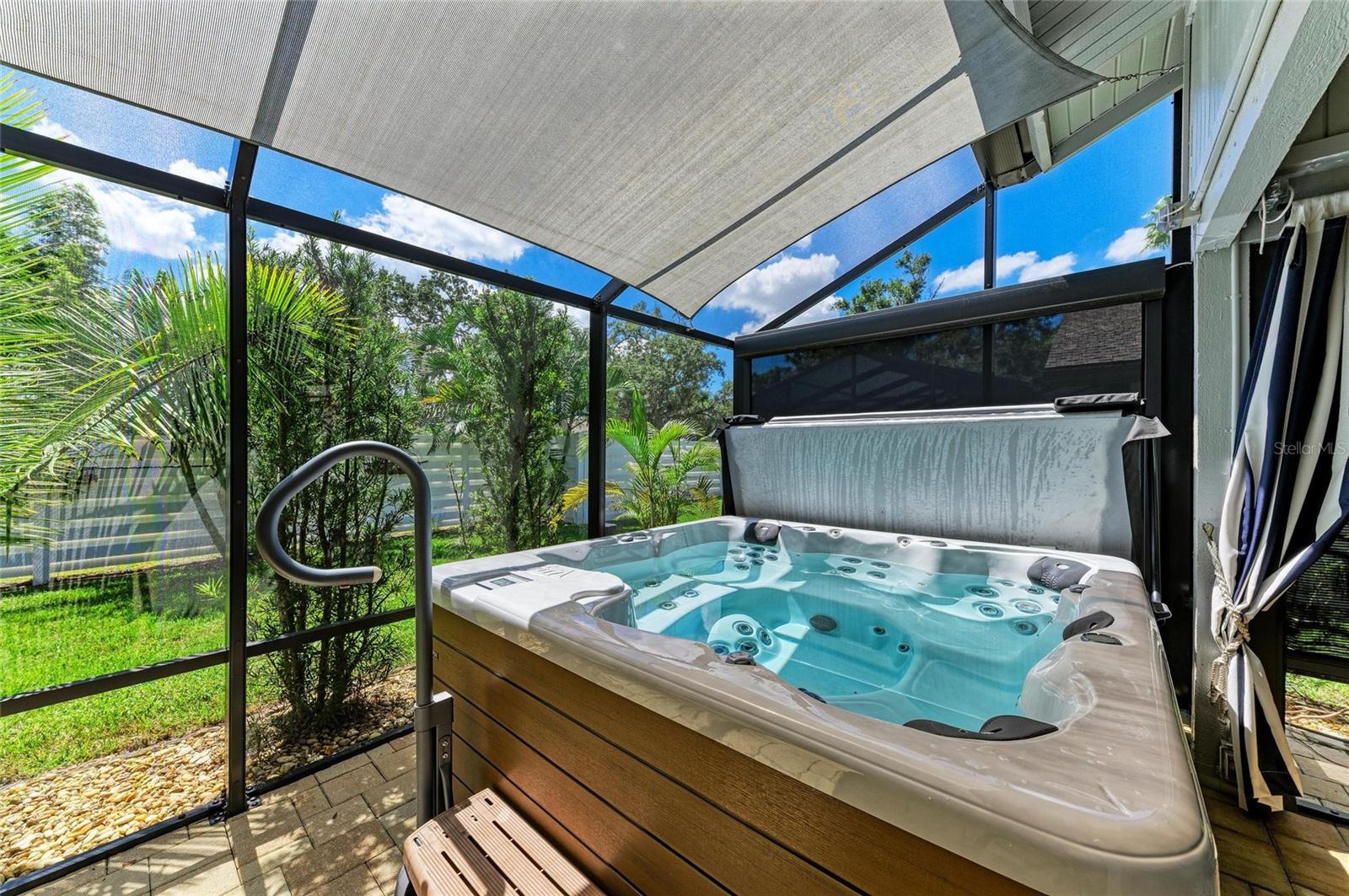 PINE TRACE - Residential