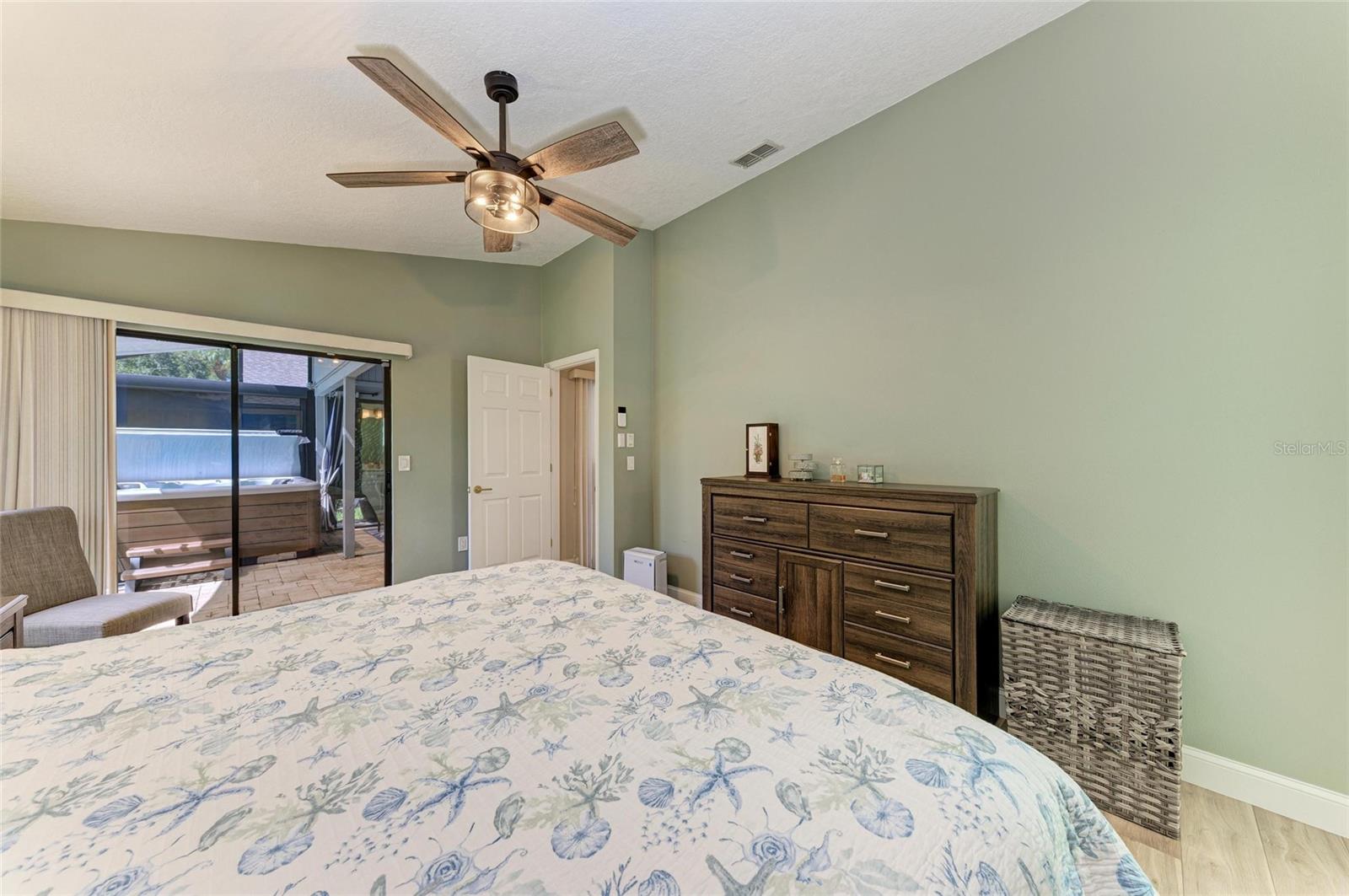 PINE TRACE - Residential