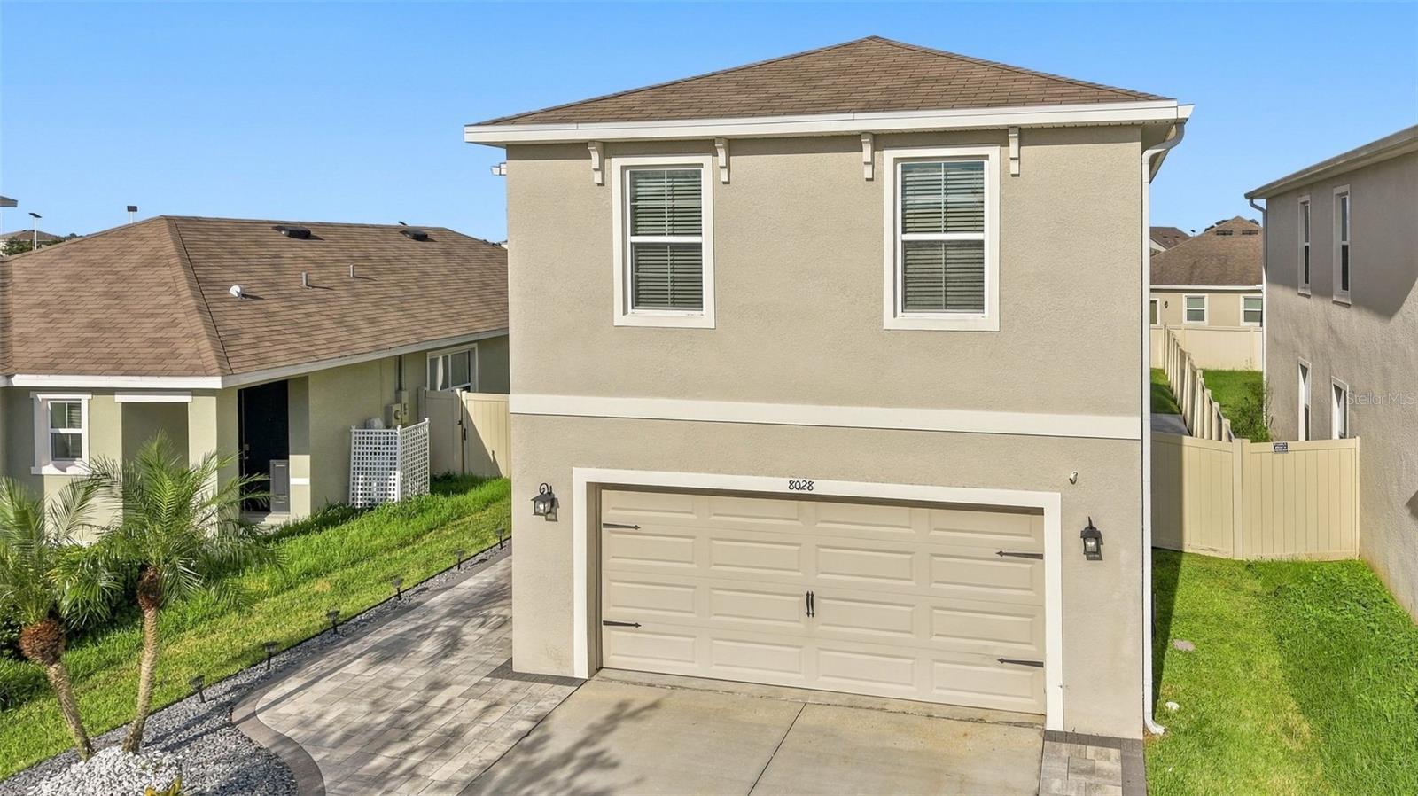 8028 PELICAN REED CIRCLE