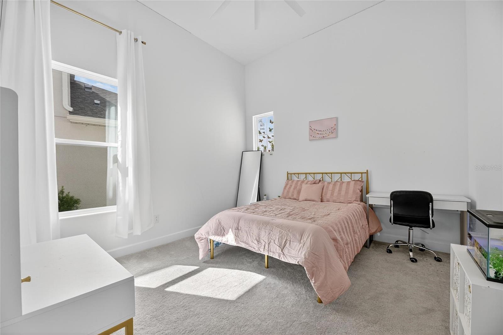 MARISOL POINTE - Residential