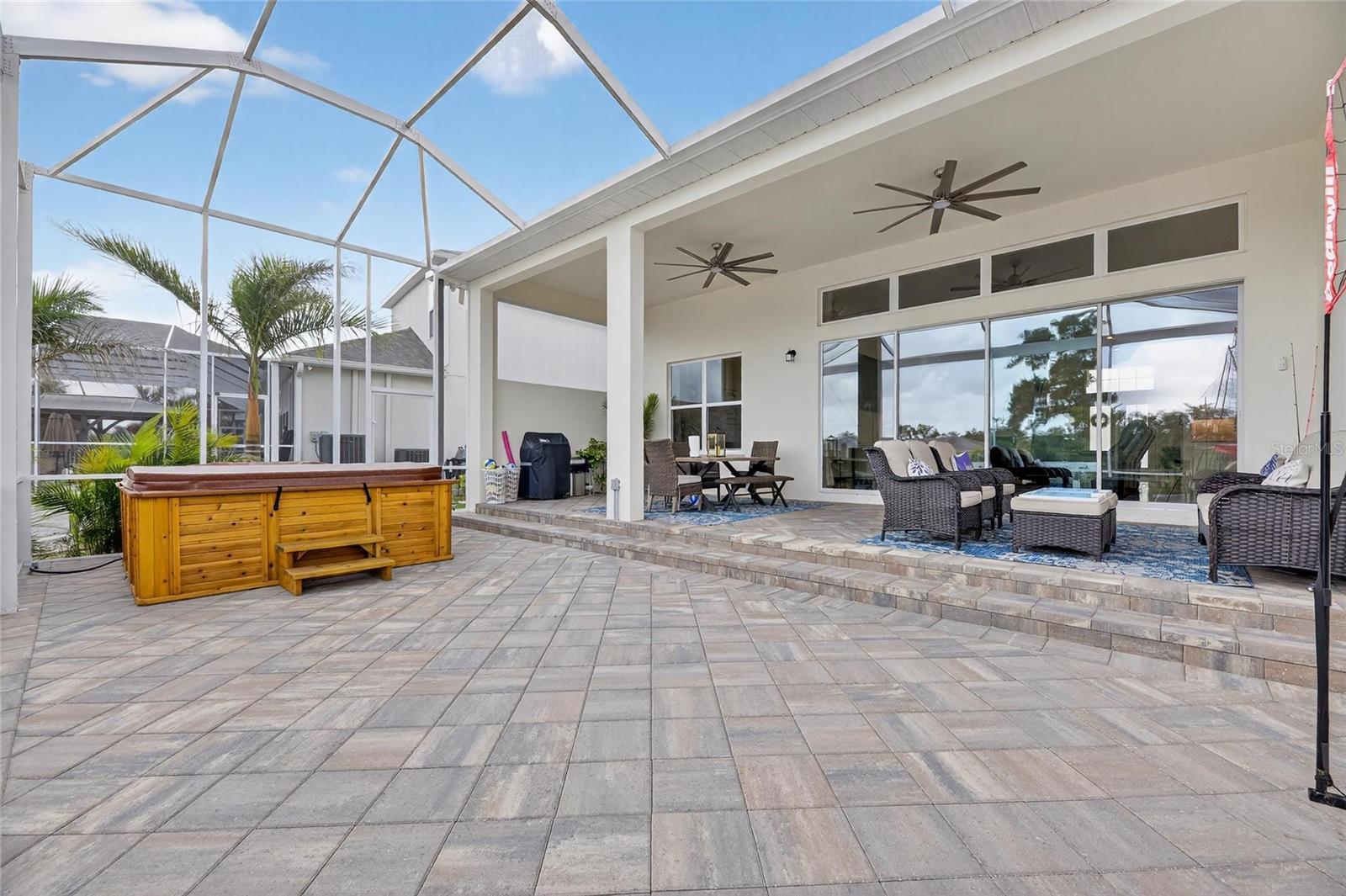 MARISOL POINTE - Residential