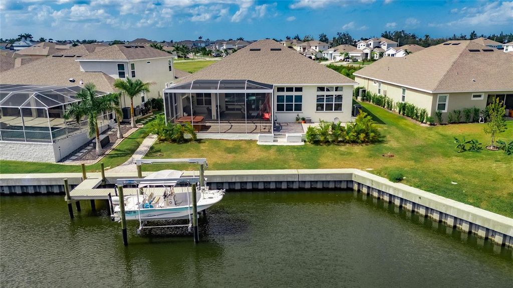 Photo of 5975 Blakeney Loop, Apollo Beach, FL 33572 (MLS # TB8432136)