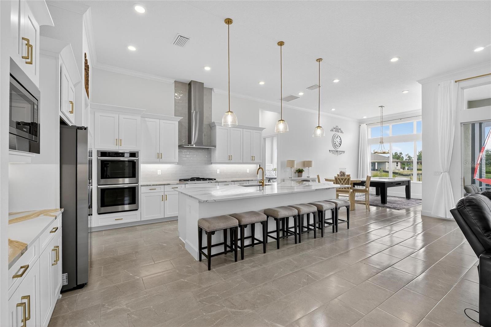 MARISOL POINTE - Residential