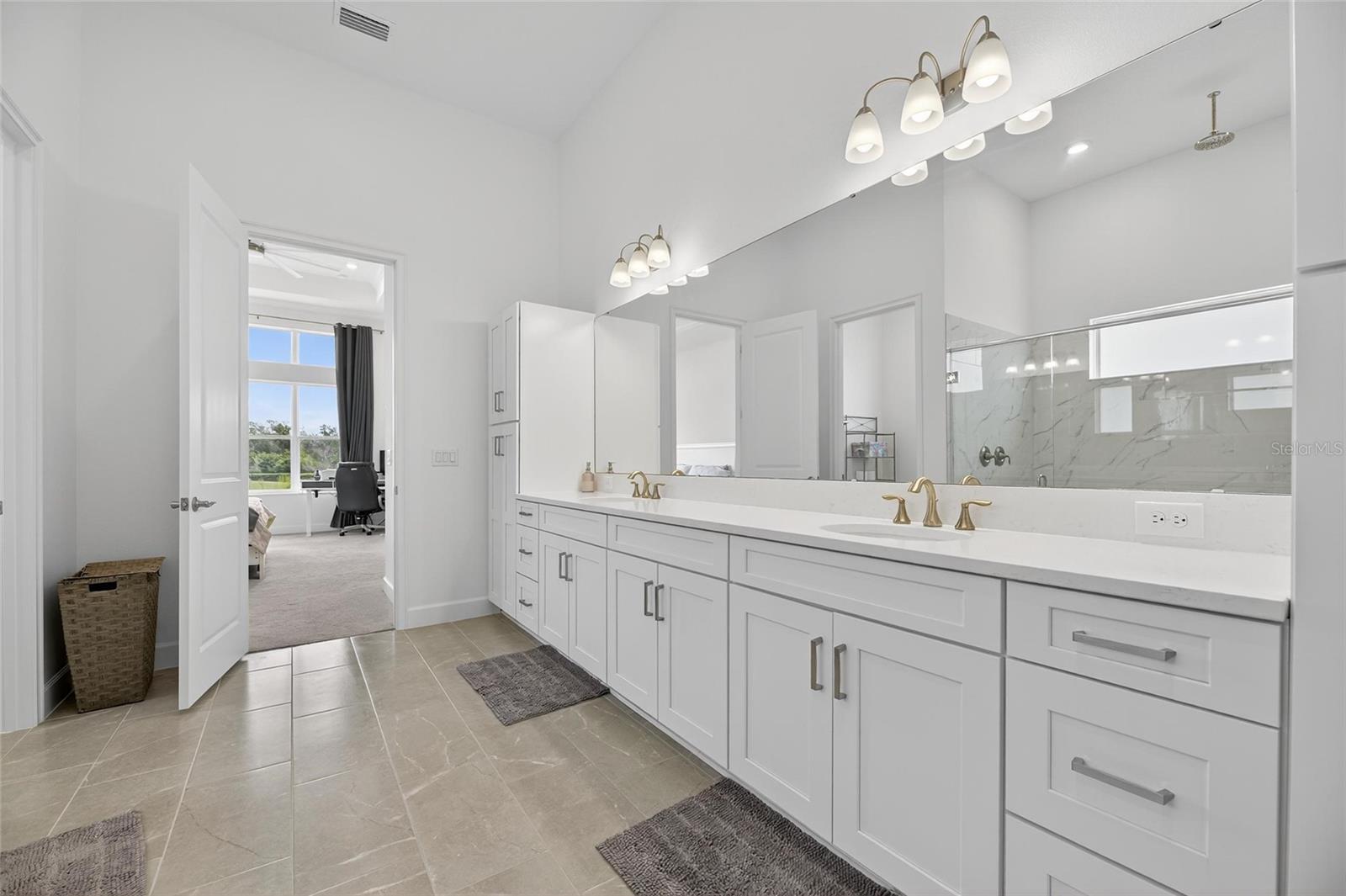 MARISOL POINTE - Residential