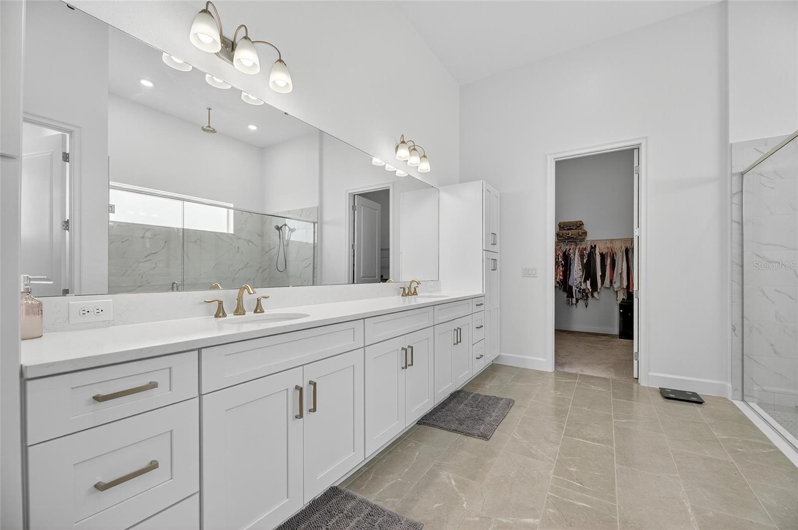 MARISOL POINTE - Residential