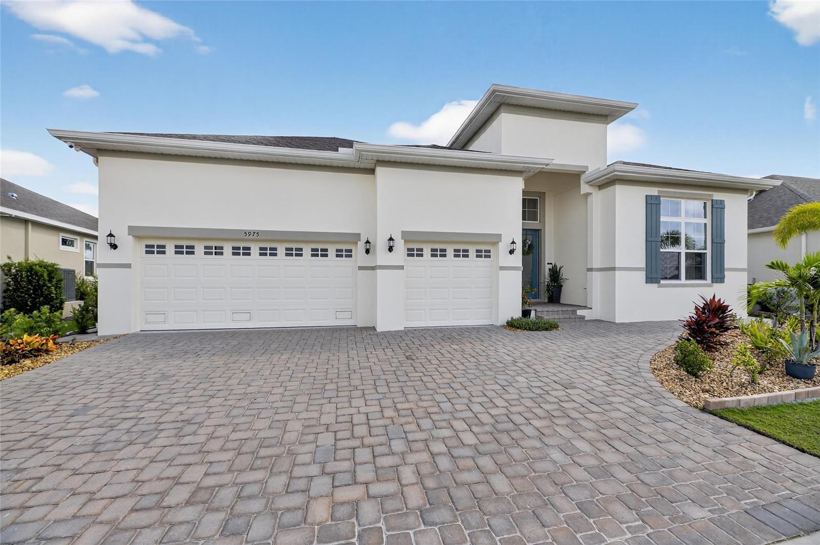 MARISOL POINTE - Residential