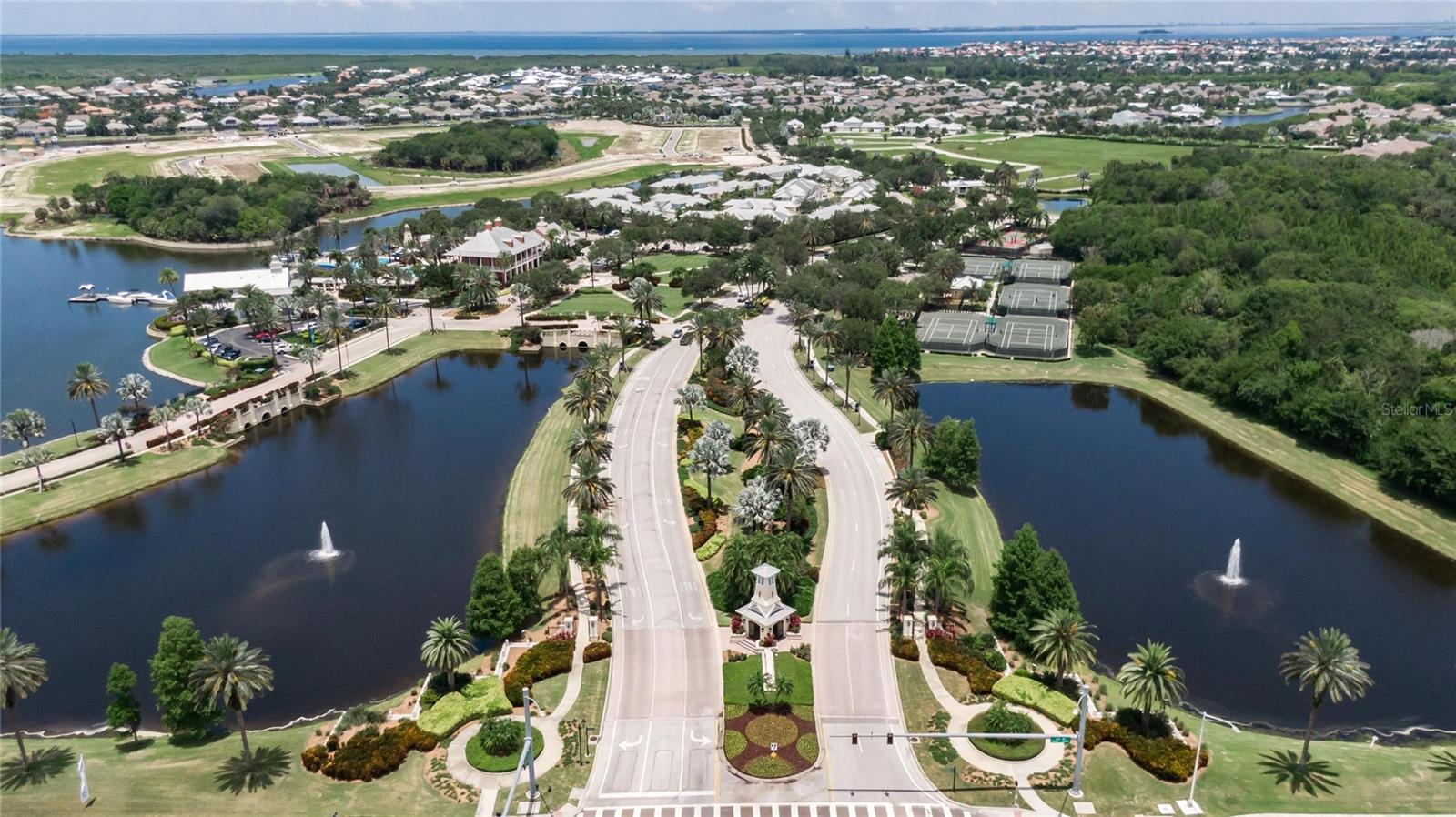 MARISOL POINTE - Residential
