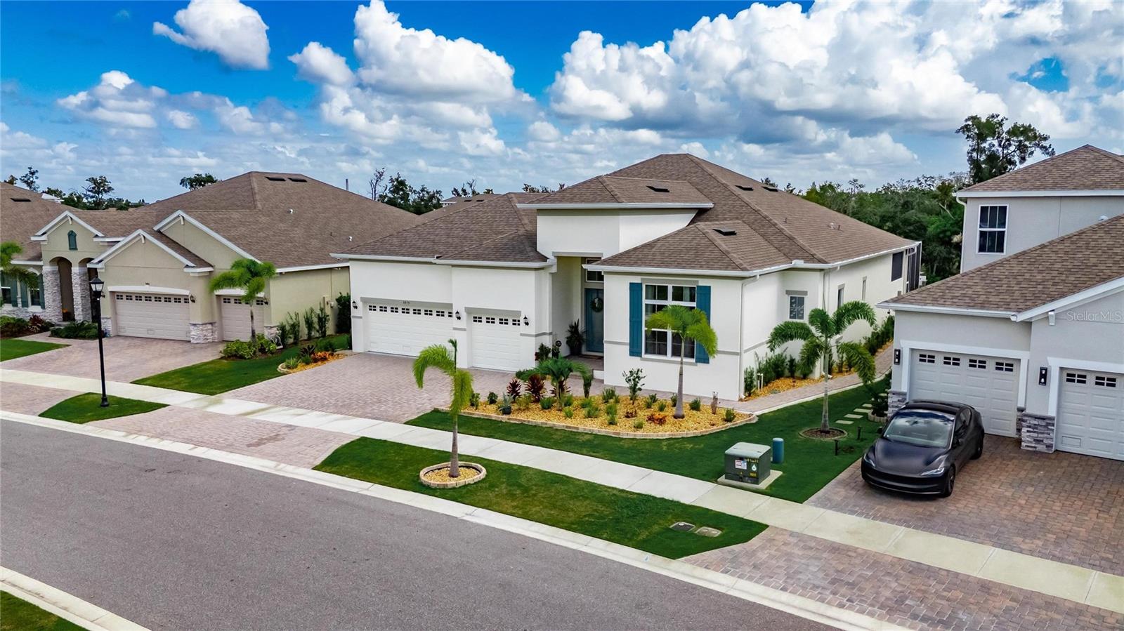 MARISOL POINTE - Residential