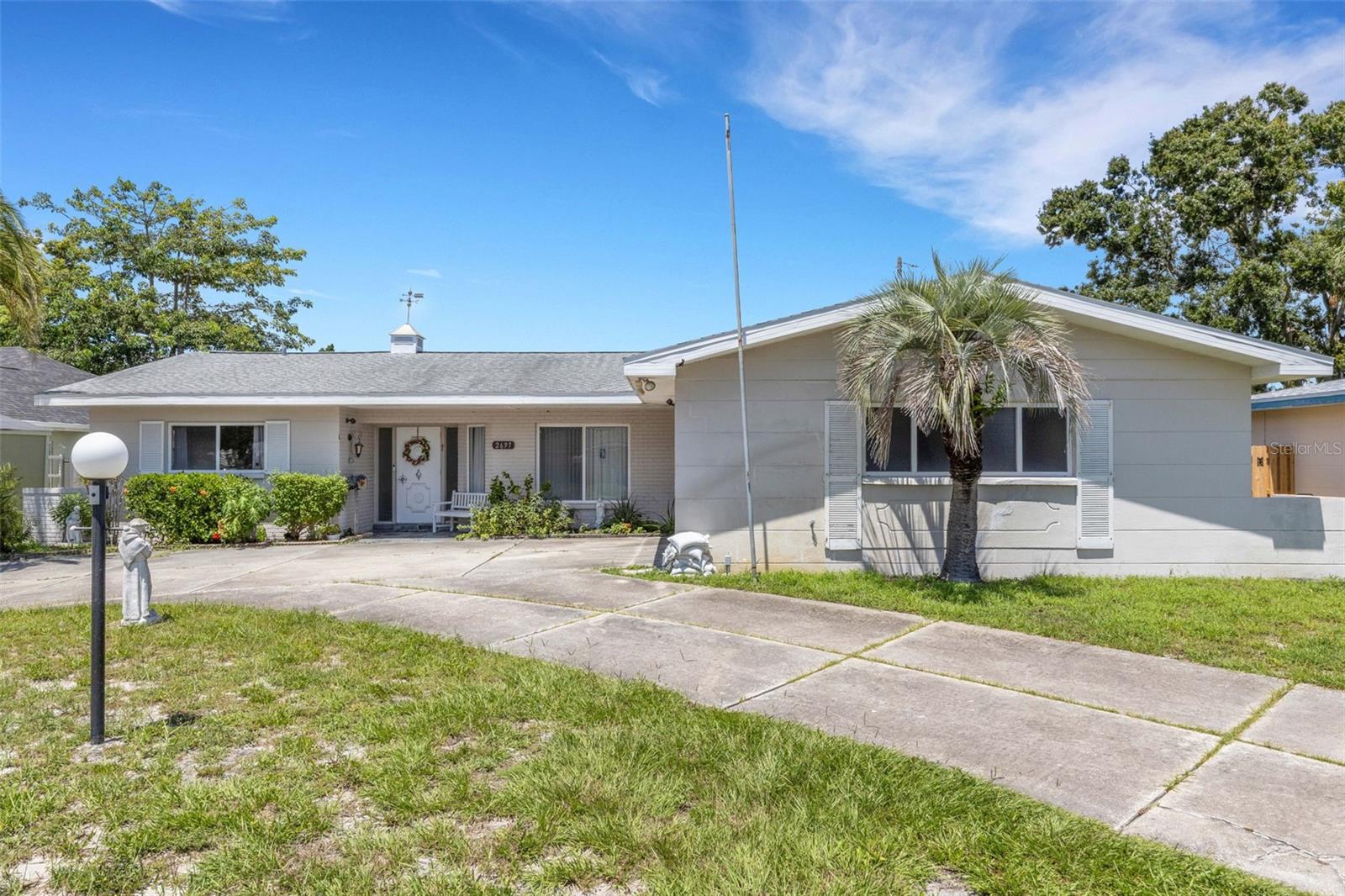 A PLACE TO CALL HOME SITUATED IN PINELLAS POINT, JUST OFF OF PINELLAS POINT DRIVE. THIS 2 BEDROOM, 2 BATHROOM, BLOCK HOME IS IN (X FLOOD ZONE). TERRAZZO AND TILE FLOORS THROUGHOUT THE HOME.SPACIOUS EAT-IN KITCHEN, FAMILY ROOM (LAMINATED FLOORING) AND BACKYARD. WASHER AND DRYER IN YOUR 2 CAR GARAGE. LOCATED JUST MINUTES AWAY FROM GULF BEACHES, I-275,FORT DESOTO PARK, ST. PETERSURG AN IDEAL LOCATION. MOTIVATED SELLER LOOKING FOR THE RIGHT BUYER.