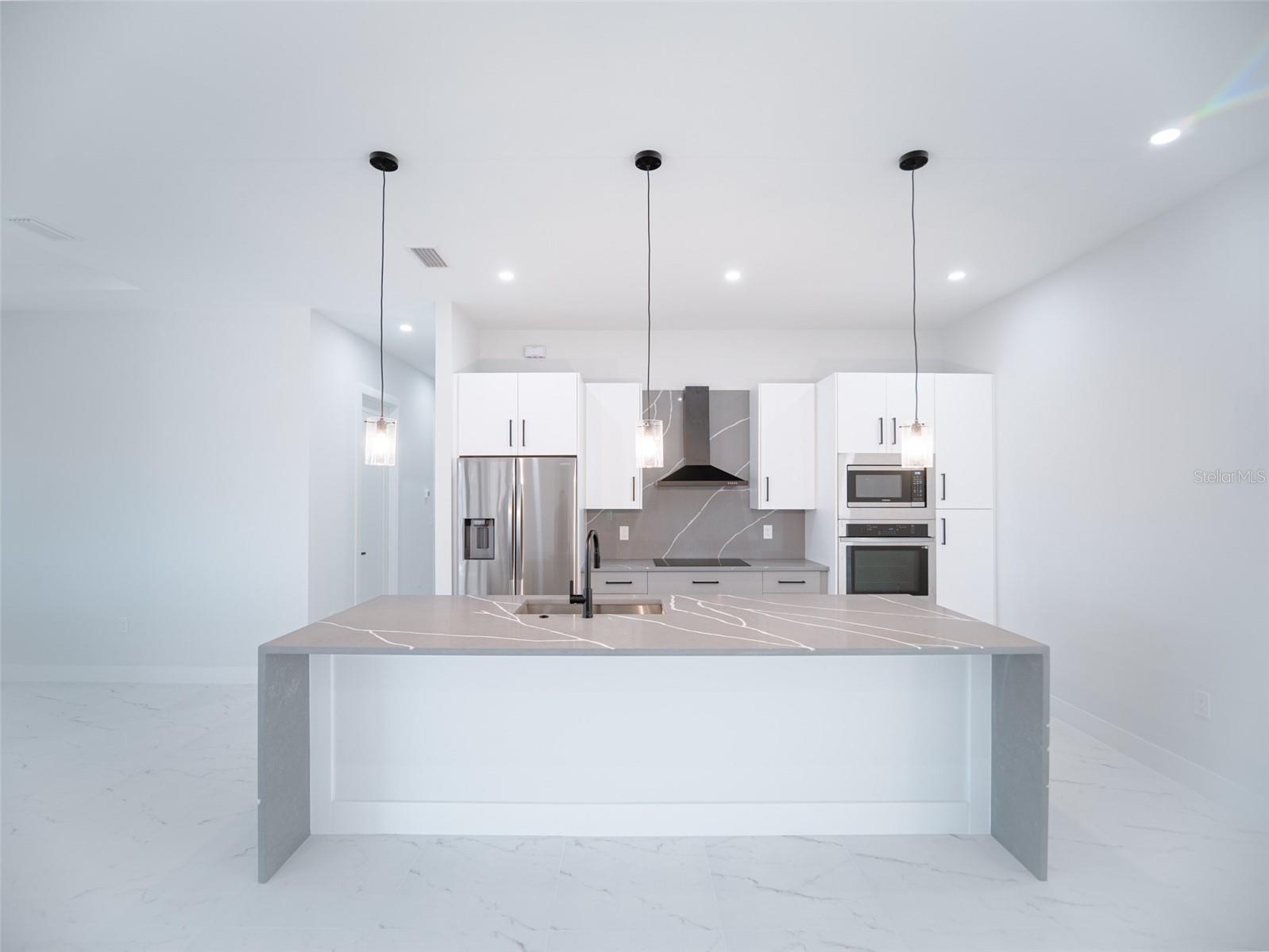 PORT CHARLOTTE - Residential