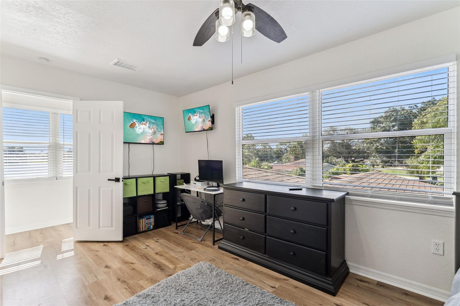 DELTONA LAKES UNIT 76 - Residential