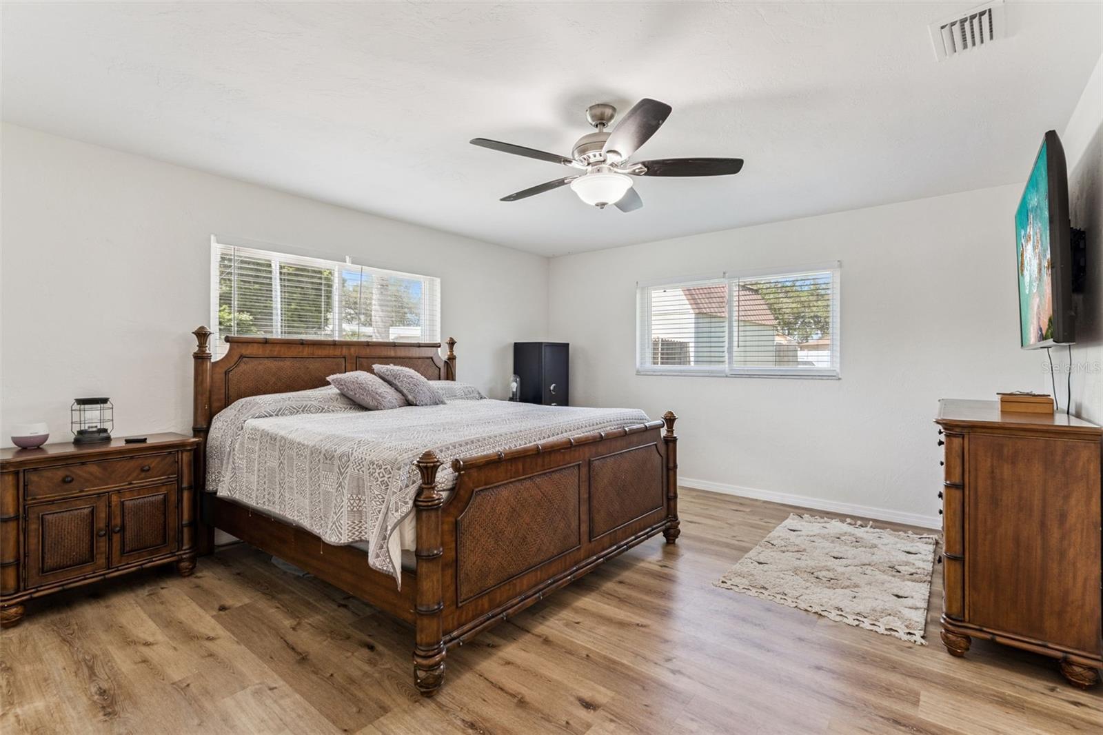 DELTONA LAKES UNIT 76 - Residential