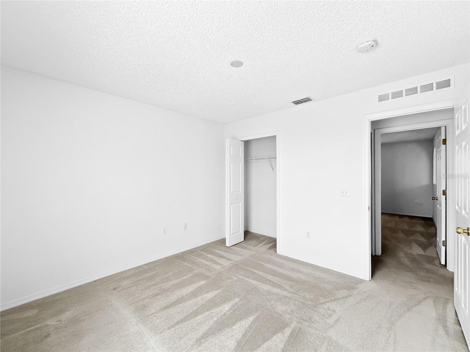 RANDA RIDGE PH 01 - Residential Lease