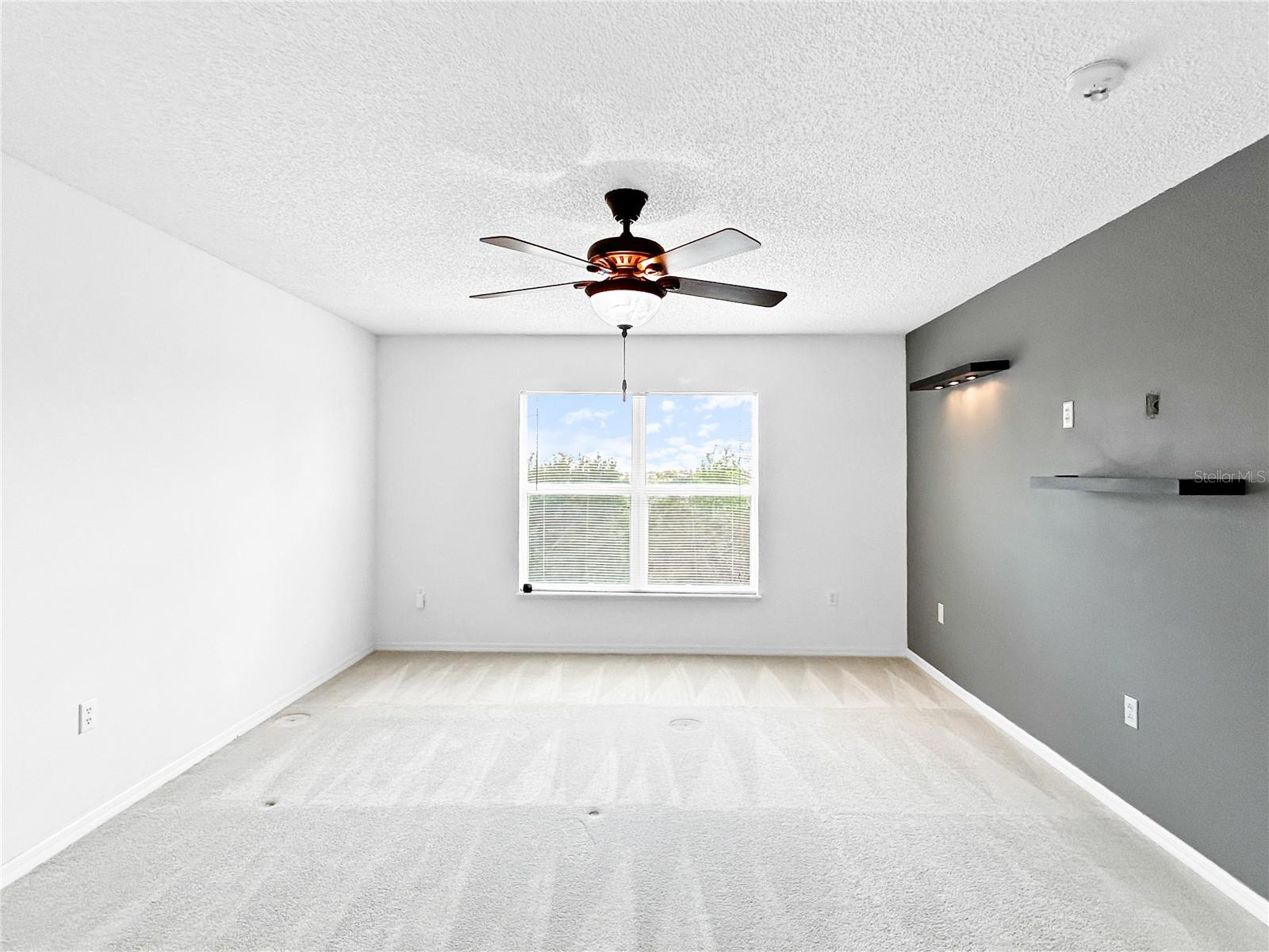 RANDA RIDGE PH 01 - Residential Lease