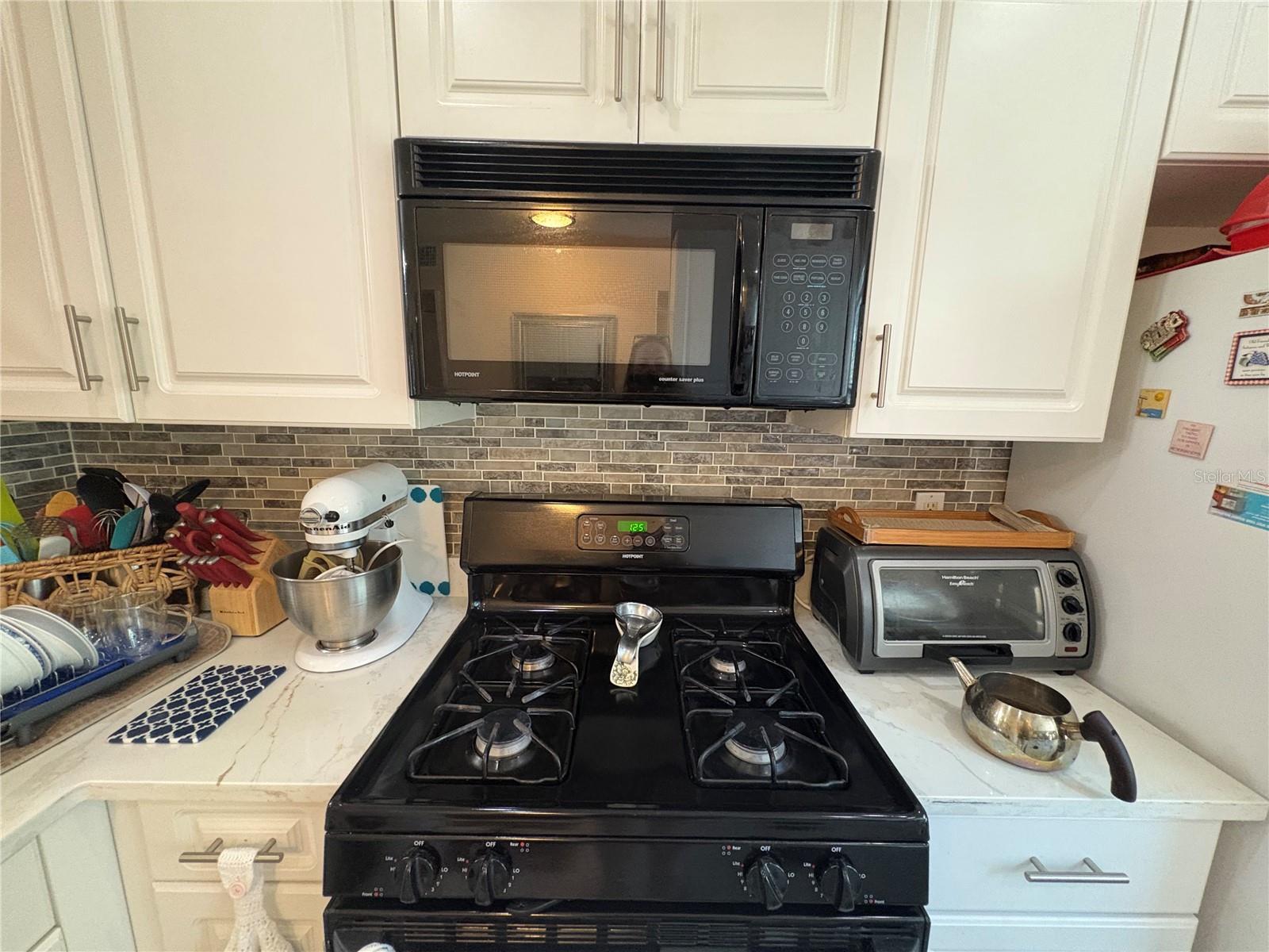 MISSION HILLS CONDO - Residential Lease