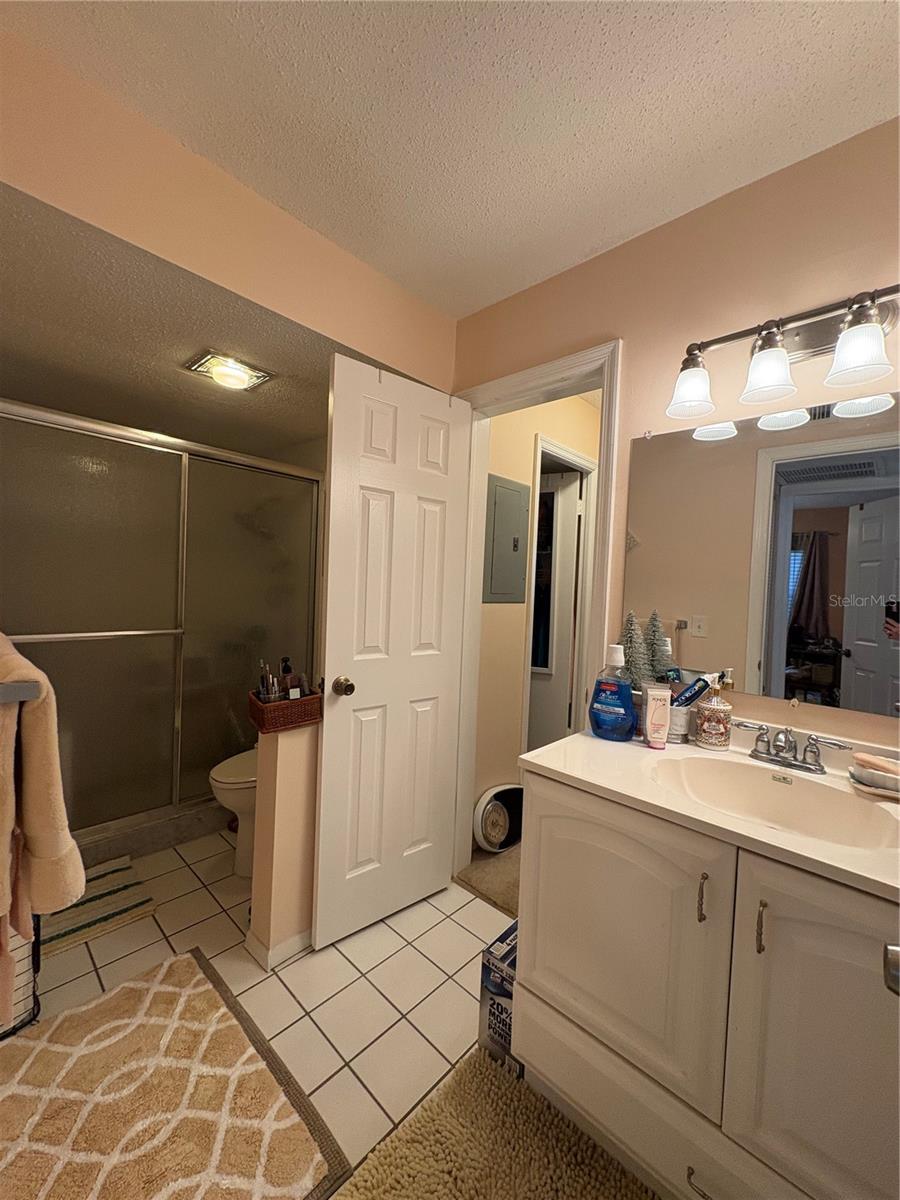 MISSION HILLS CONDO - Residential Lease