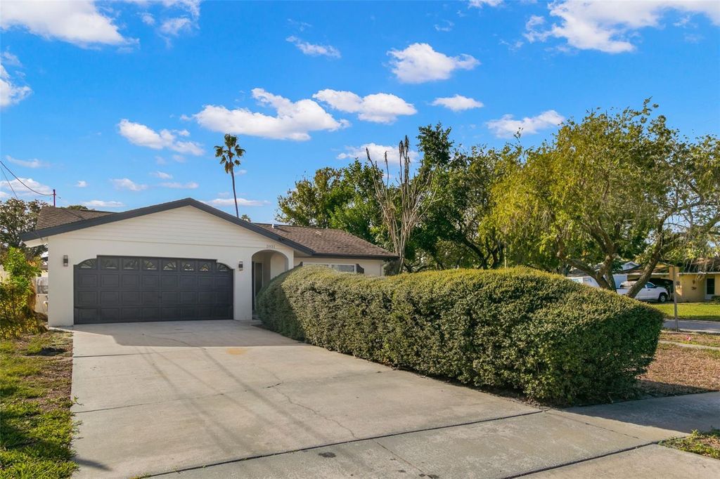 Photo of 5931 Denver Street NE, St Petersburg, FL 33703 (MLS # TB8525581)