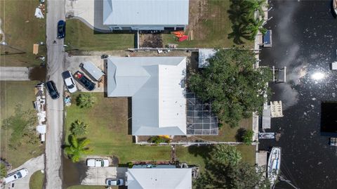 A home in CRYSTAL RIVER