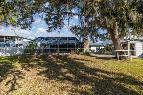 A home in CRYSTAL RIVER