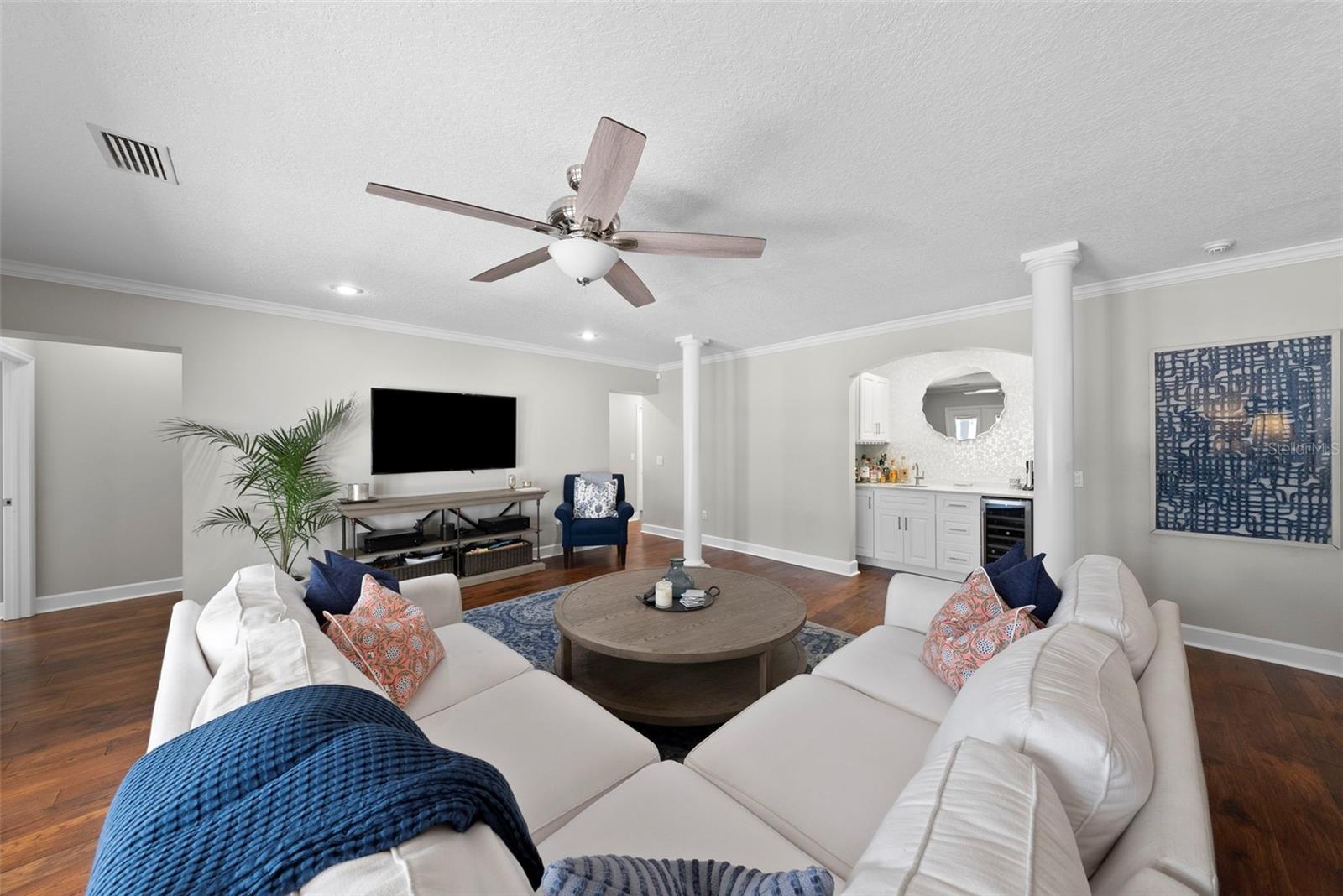 BEL MAR REV UNIT 5 - Residential