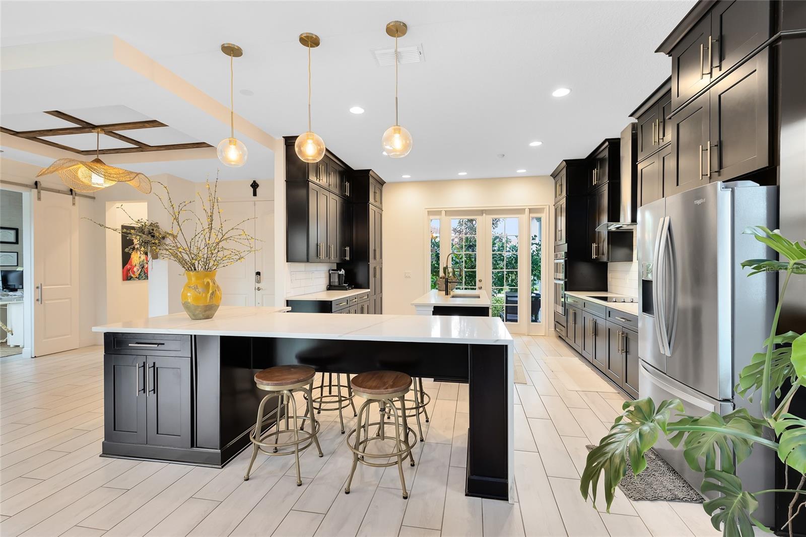 10279 BEECHWOOD LANE