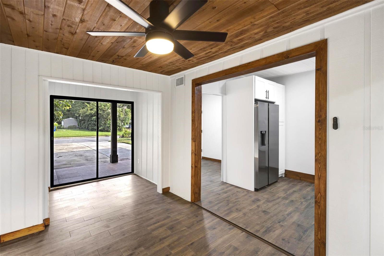 REPLAT PT PLEASANT PARK SUB - Residential Lease