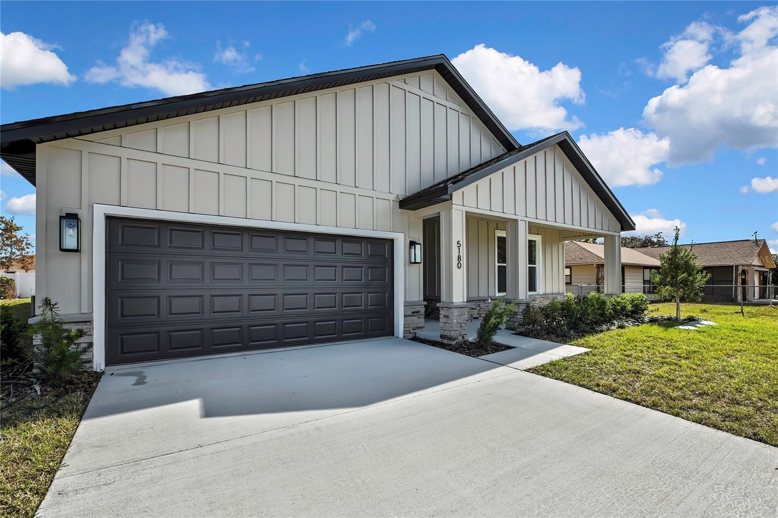 SPRING HILL - Residential