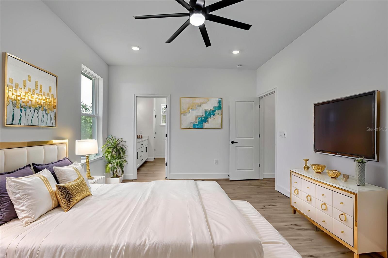 SPRING HILL - Residential