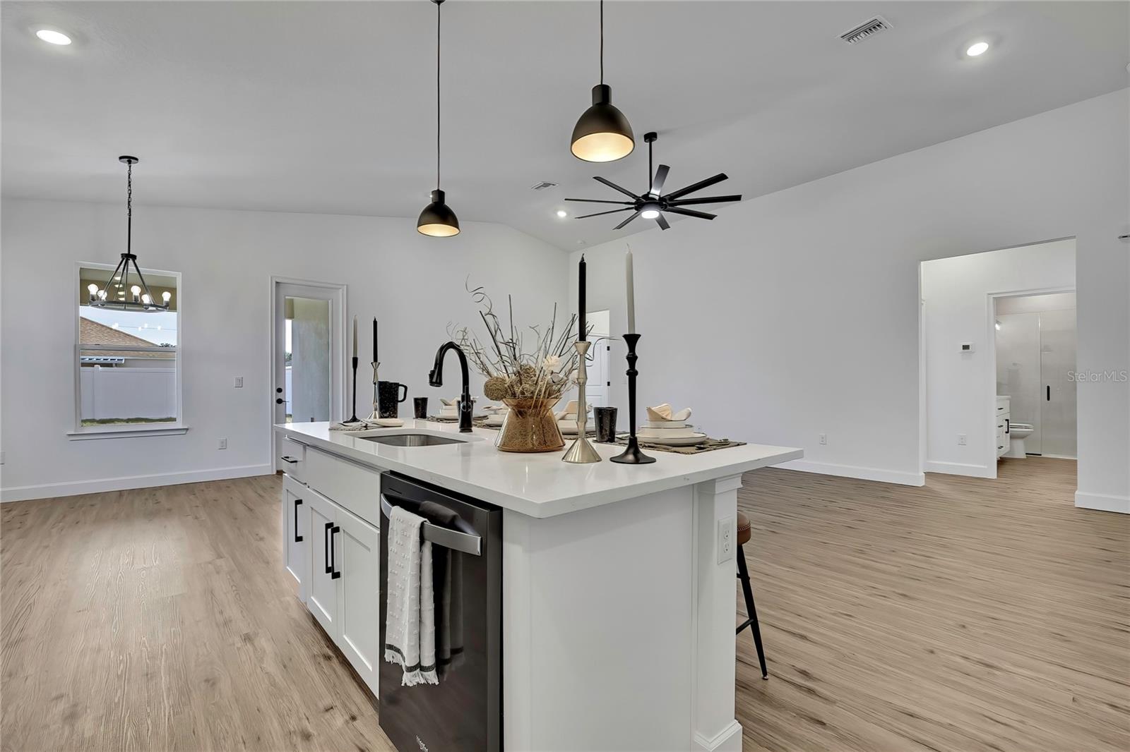 SPRING HILL - Residential