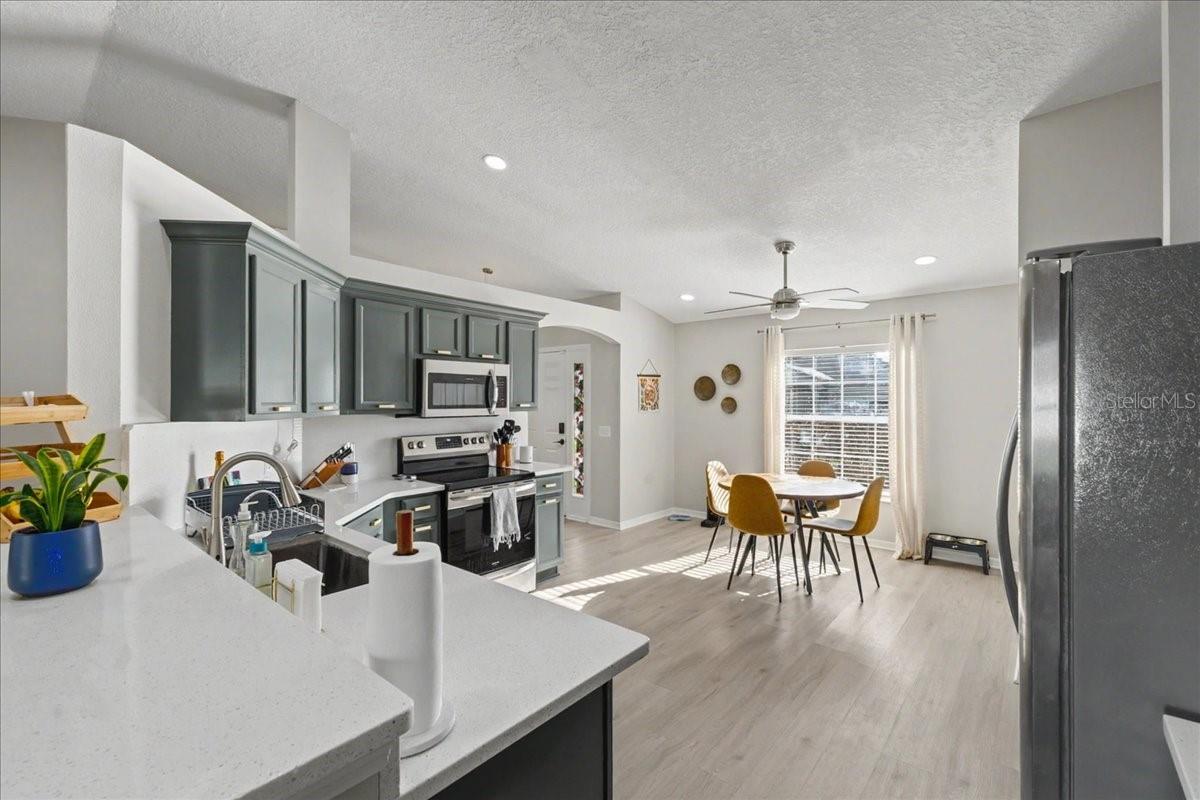 MARINERS GATE PH 01 - Residential