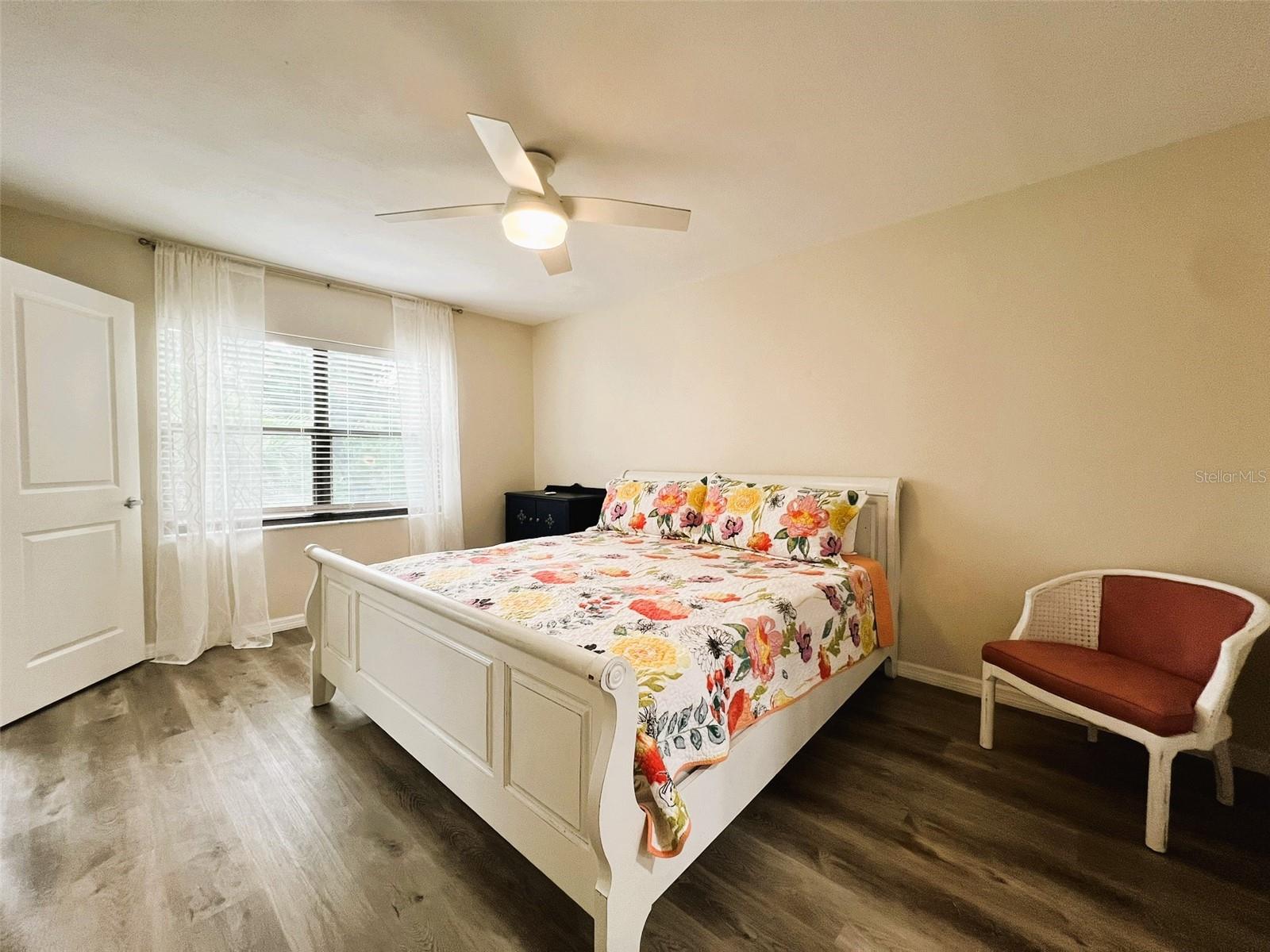 DESOTO SQUARE VILLAS - Residential Lease