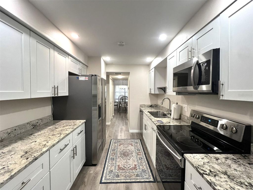 Photo of 425 30th Avenue W #C309, Bradenton, FL 34205 (MLS # A4686273)