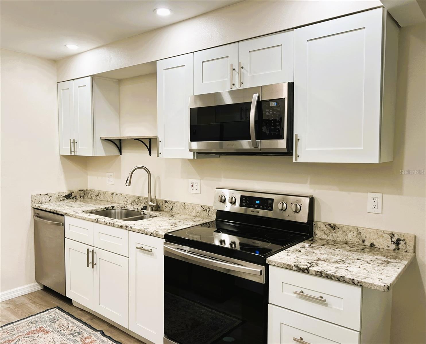 DESOTO SQUARE VILLAS - Residential Lease