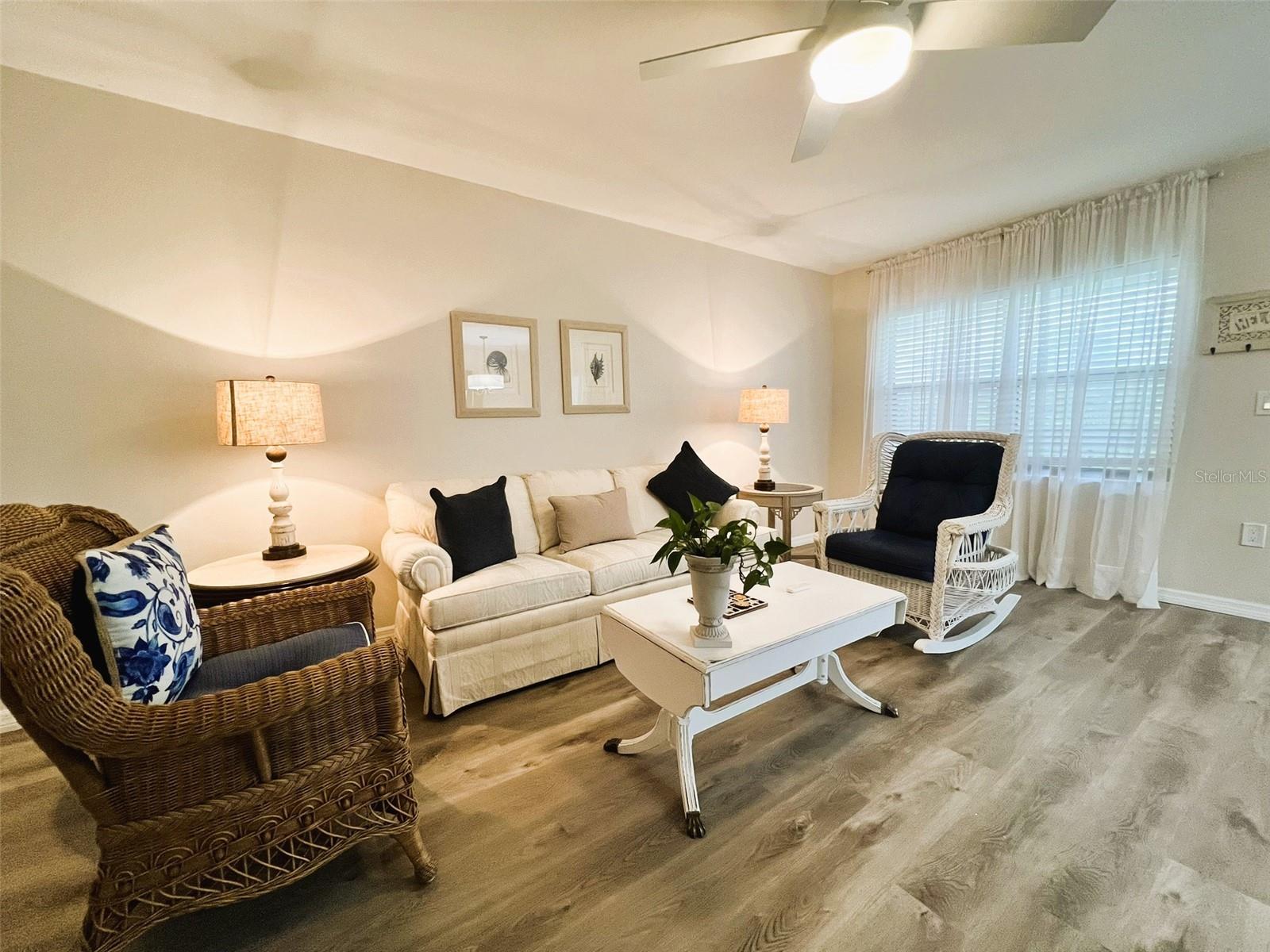 DESOTO SQUARE VILLAS - Residential Lease