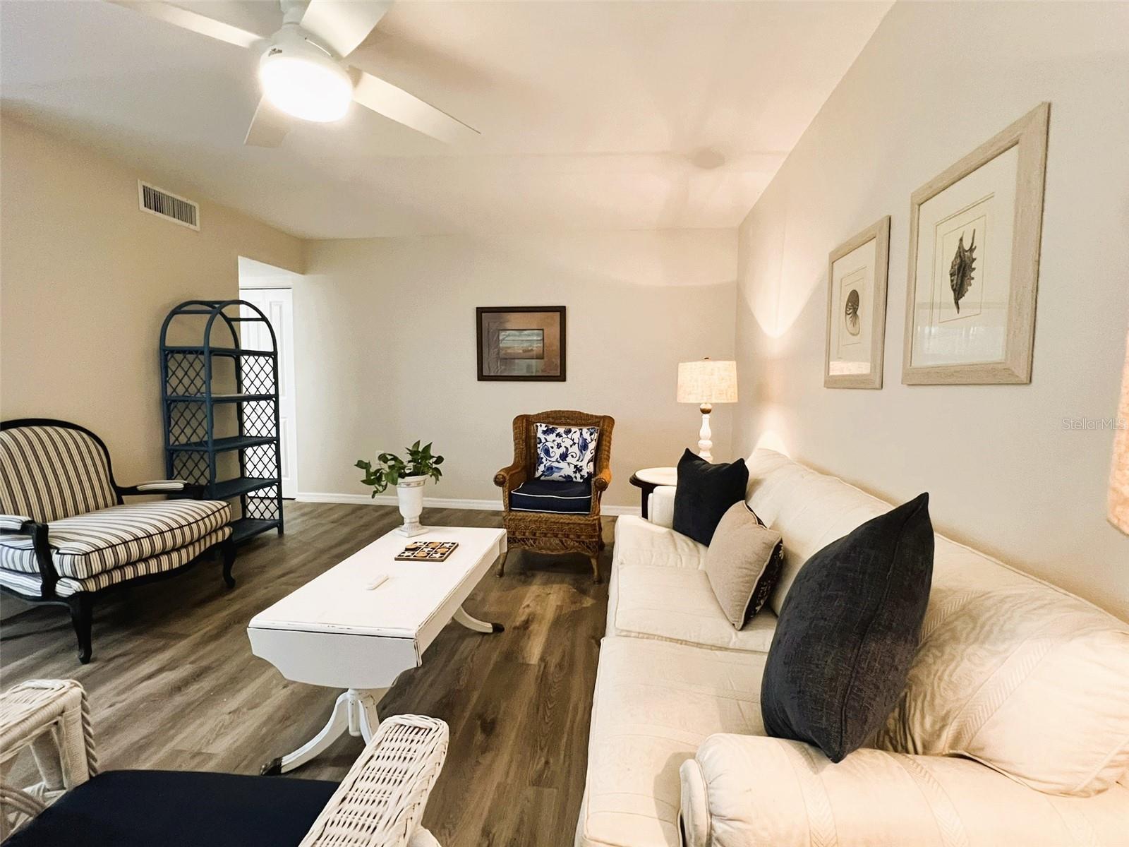 DESOTO SQUARE VILLAS - Residential Lease