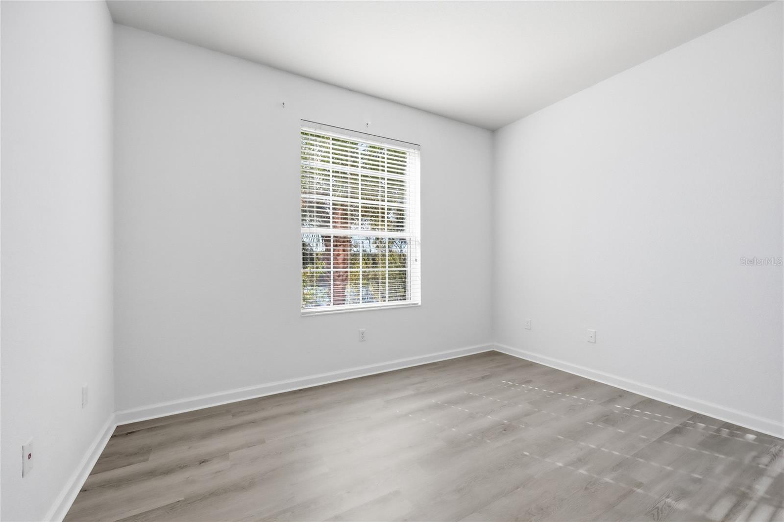 STONEBRIDGE RESERVE PH 03 - Residential Lease