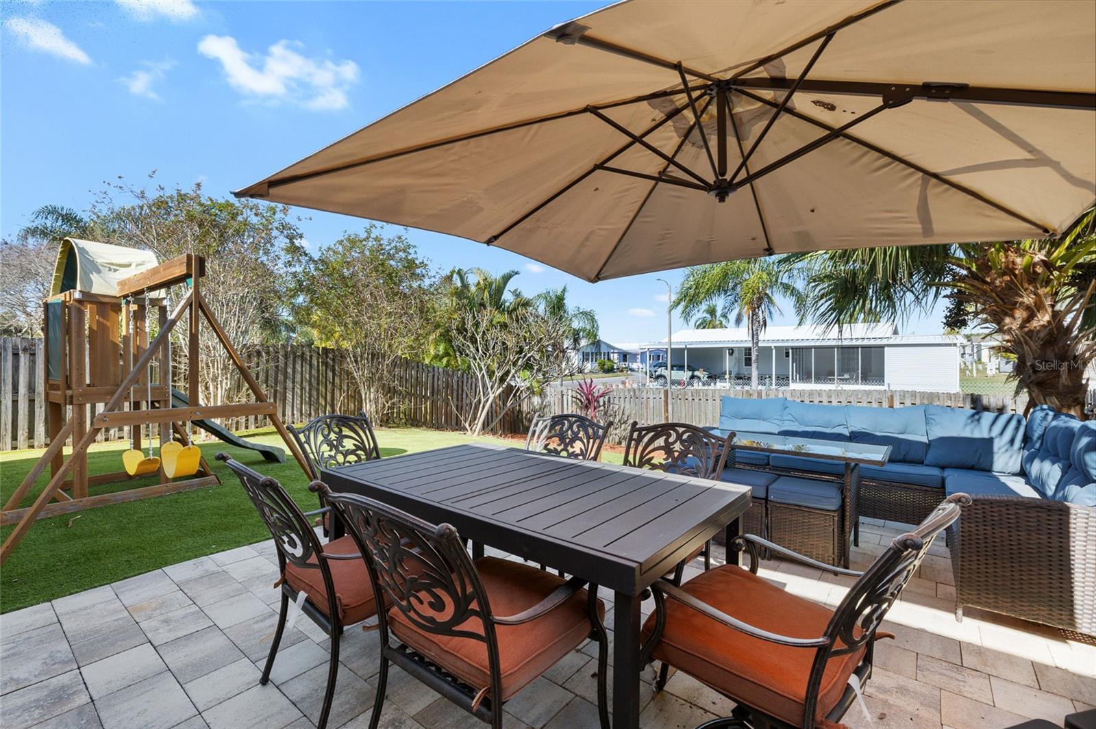 BROOKFIELD - Residential