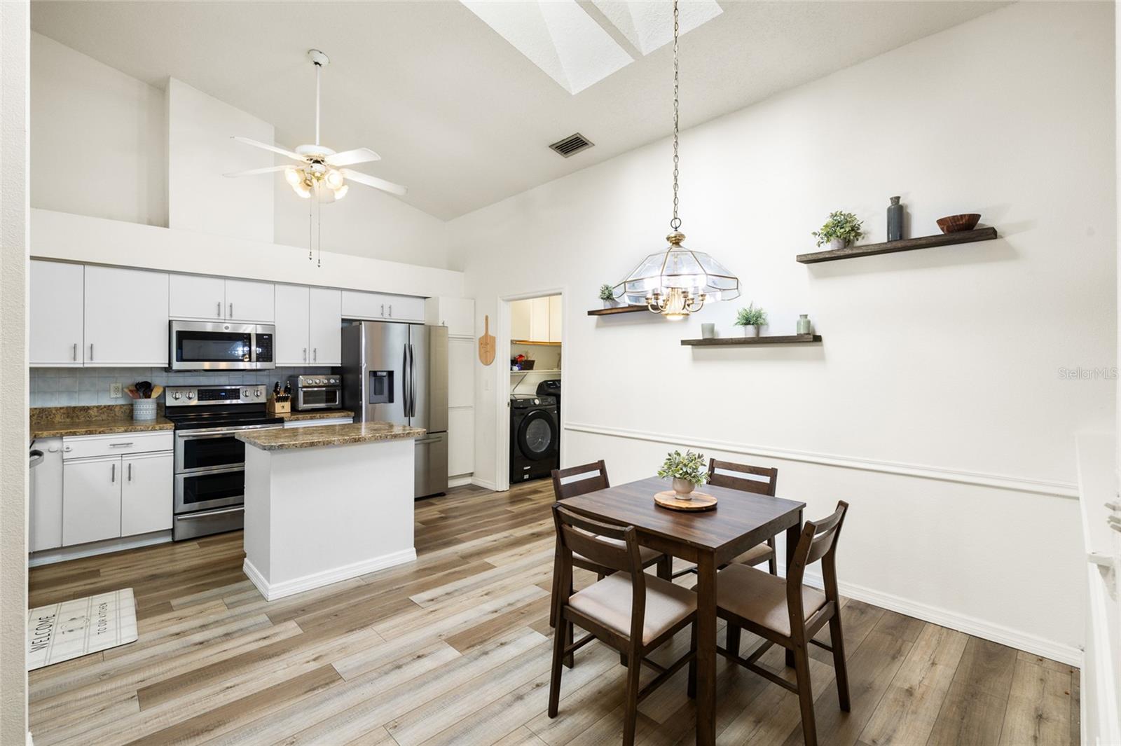 BROOKFIELD - Residential