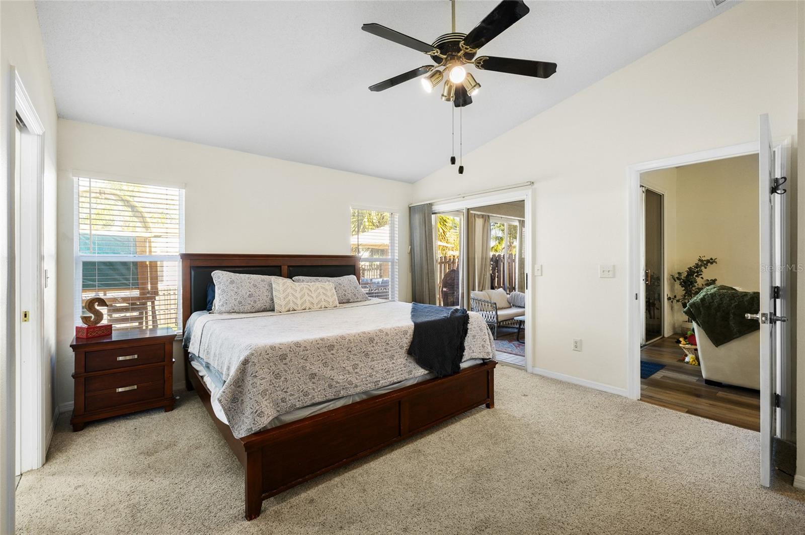 BROOKFIELD - Residential